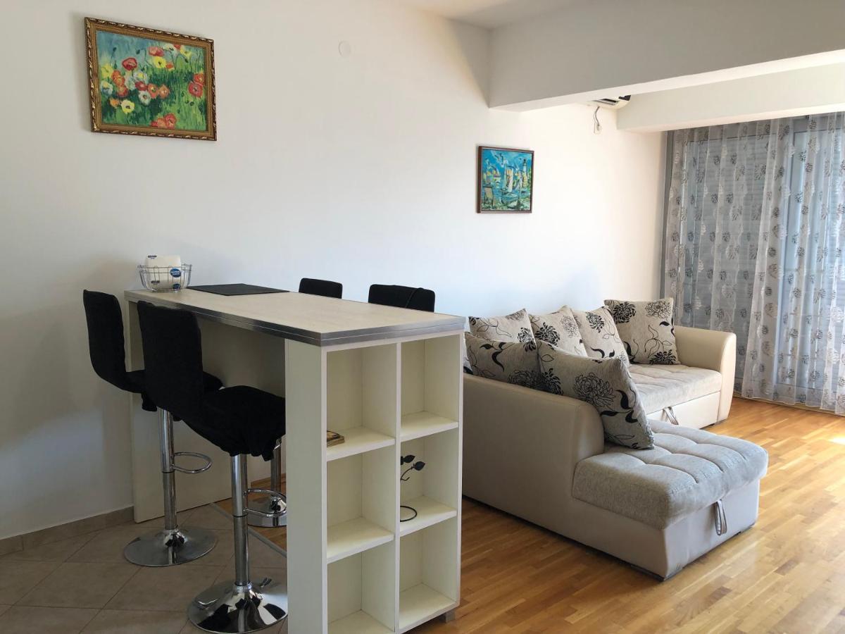 Apartment Marina بار المظهر الخارجي الصورة
